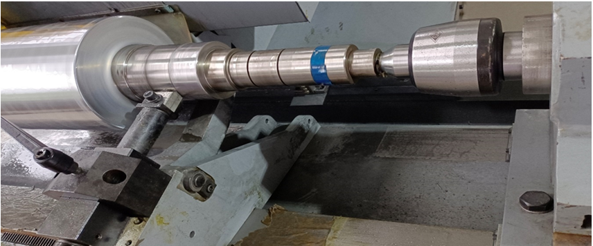 鍍鉻空心輥的磨削